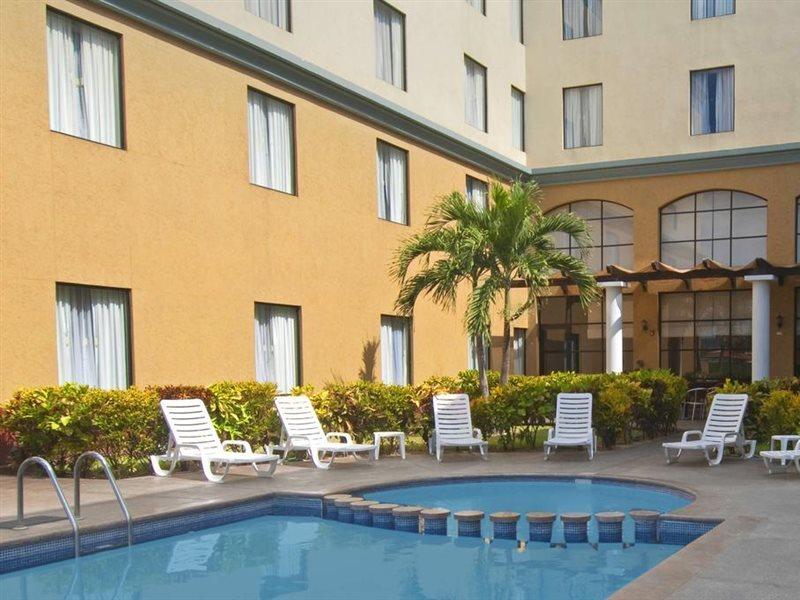 Fiesta Inn Poza Rica Екстериор снимка