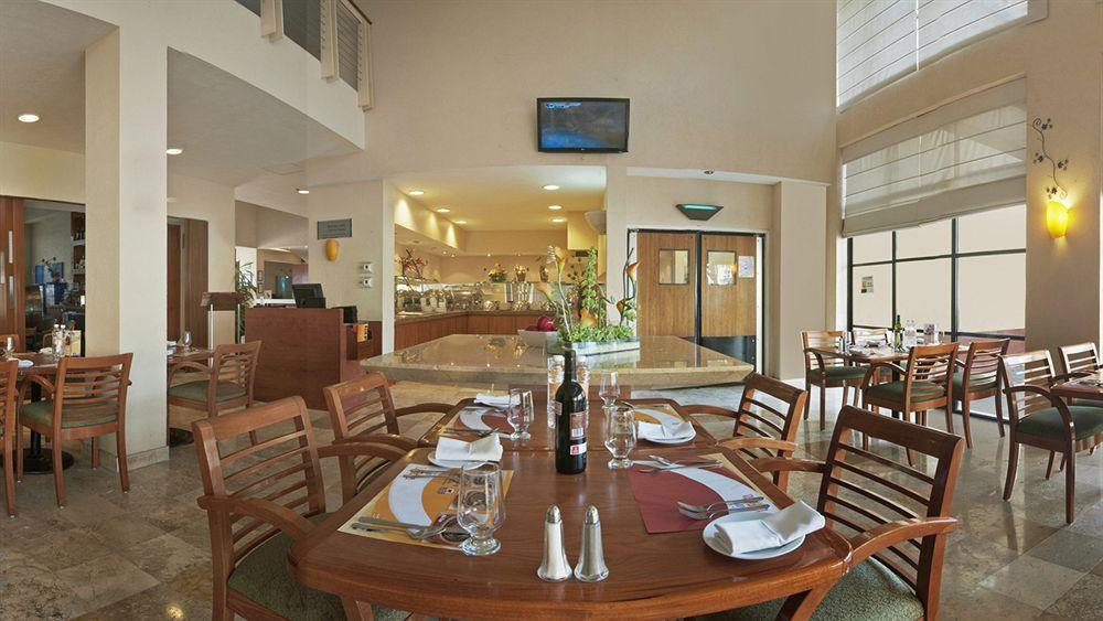 Fiesta Inn Poza Rica Екстериор снимка