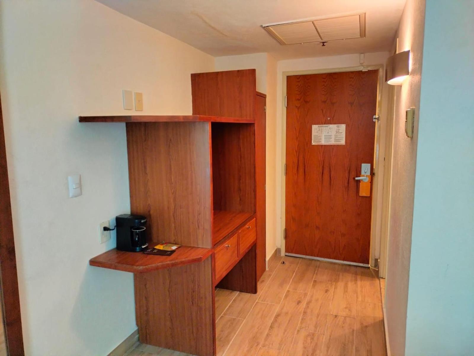 Fiesta Inn Poza Rica Екстериор снимка