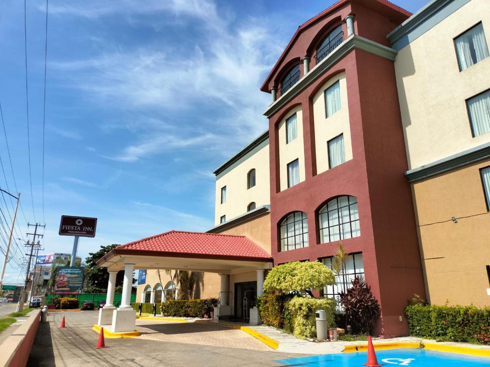 Fiesta Inn Poza Rica Екстериор снимка