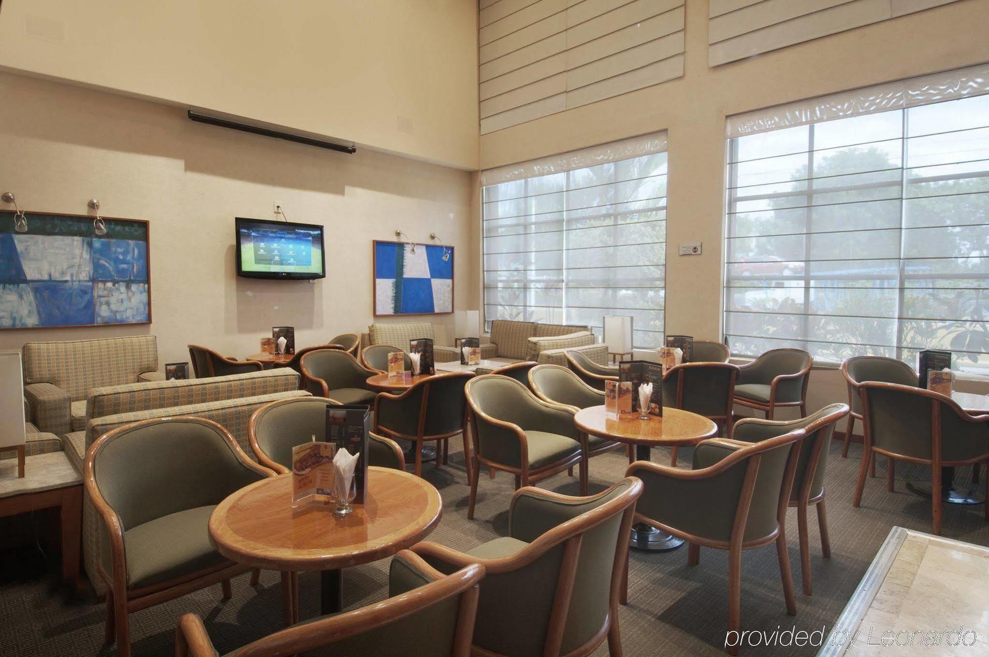 Fiesta Inn Poza Rica Ресторант снимка